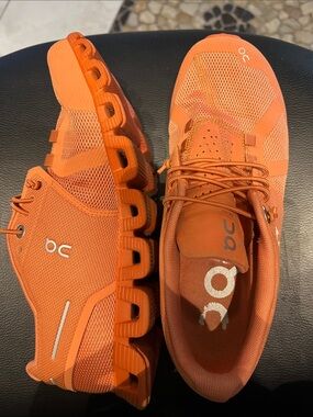 On Cloud Running Orange Mesh Cloud Sneakers